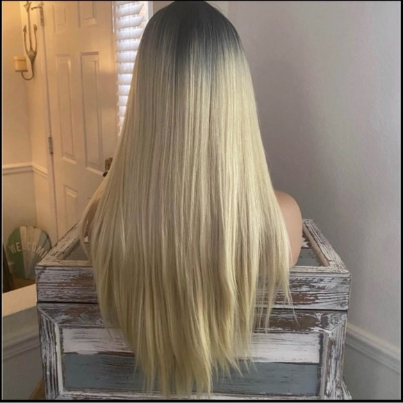 Blonde Rooted Safe Heat Wig - Picture 3 of 7